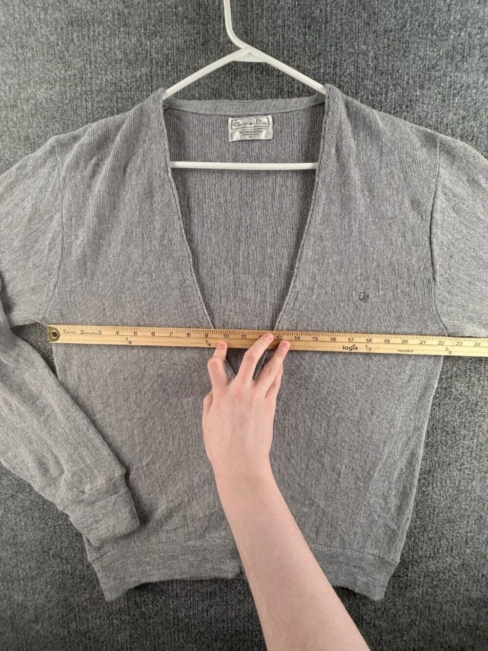 Christian Dior ** Sweater Men Cardigan V-Neck Logo USA XL Gray Solid Long Sleeve